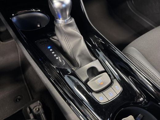 Toyota C-HR 1.8 Hybrid Dynamic | Navigatie | Apple CarPlay/Android auto | Achteruitrijcamera | Stoelverwarming ActivLease financial lease