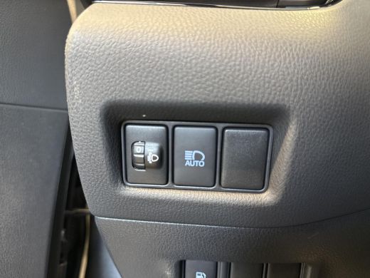 Toyota C-HR 1.8 Hybrid Dynamic | Navigatie | Apple CarPlay/Android auto | Achteruitrijcamera | Stoelverwarming ActivLease financial lease