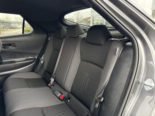 Toyota C-HR 2.0 Plug-in Hybrid 220 Dynamic | Navigatie | Apple CarPlay/Android auto | Achteruitrijcamera | St... ActivLease financial lease