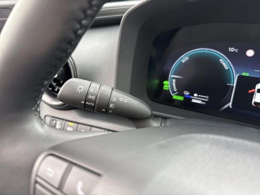 Toyota C-HR 2.0 Plug-in Hybrid 220 Dynamic | Navigatie | Apple CarPlay/Android auto | Achteruitrijcamera | St... ActivLease financial lease