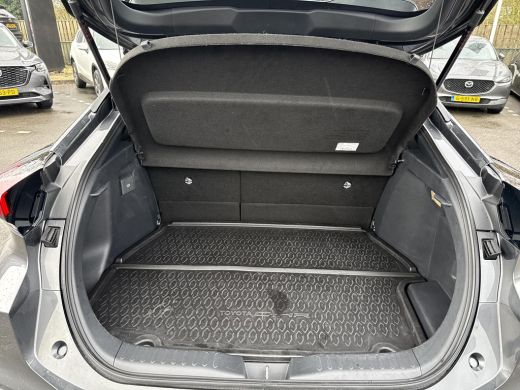 Toyota C-HR 2.0 Plug-in Hybrid 220 Dynamic | Navigatie | Apple CarPlay/Android auto | Achteruitrijcamera | St... ActivLease financial lease