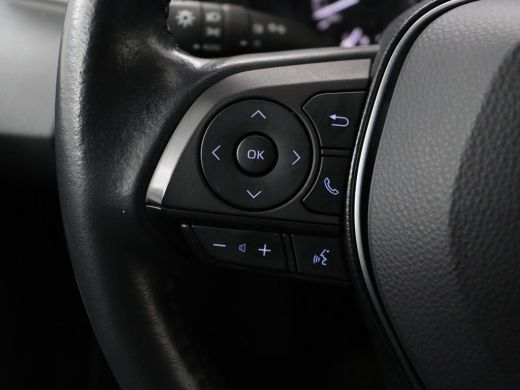 Toyota Corolla 1.8 Hybrid Business | Trekhaak | Camera | Adaptive cruise | Carplay | Full LED | Climate control ... ActivLease financial lease