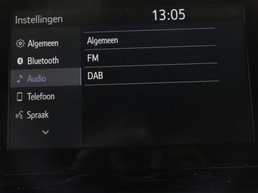 Toyota Corolla 1.8 Hybrid Business | Trekhaak | Camera | Adaptive cruise | Carplay | Full LED | Climate control ... ActivLease financial lease