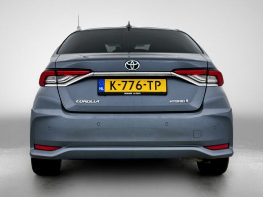 Toyota Corolla 1.8 Hybrid Executive Sedan / Leder / Navigatie / Xenon / Pdc.V+A / Airco-ecc./ Radio multimedia /... ActivLease financial lease