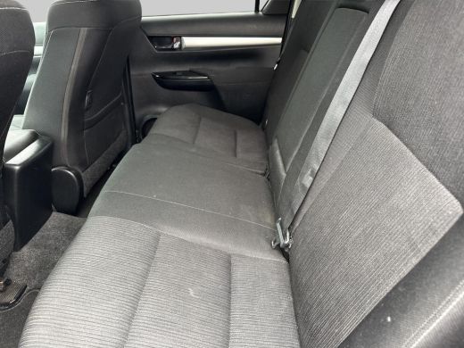 Toyota Hilux 2.4 D-4D-F Double Cab Professional | BE-TREKKER | Trekhaak | ActivLease financial lease