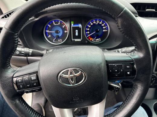 Toyota Hilux 2.4 D-4D-F Double Cab Professional | BE-TREKKER | Trekhaak | ActivLease financial lease