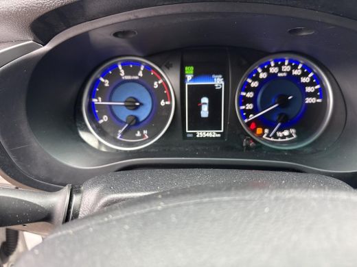 Toyota Hilux 2.4 D-4D-F Double Cab Professional | BE-TREKKER | Trekhaak | ActivLease financial lease