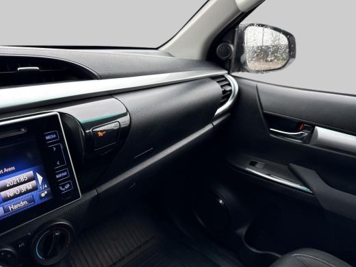 Toyota Hilux 2.4 D-4D-F Double Cab Professional | BE-TREKKER | Trekhaak | ActivLease financial lease