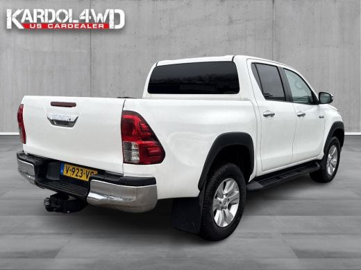 Toyota Hilux 2.4 D-4D-F Double Cab Professional | BE-TREKKER | Trekhaak | ActivLease financial lease