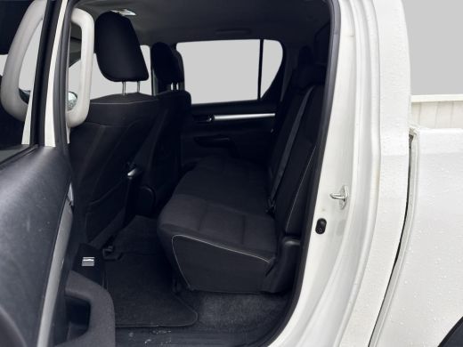 Toyota Hilux 2.4 D-4D-F Double Cab Professional | BE-TREKKER | Trekhaak | ActivLease financial lease