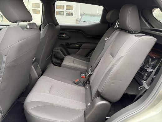 Toyota Urban Cruiser Dynamic 61 kWh ActivLease financial lease