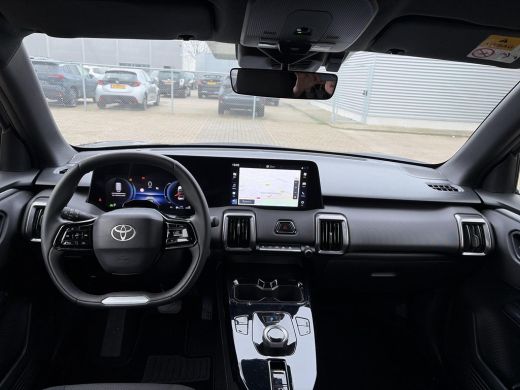 Toyota Urban Cruiser Dynamic 61 kWh ActivLease financial lease