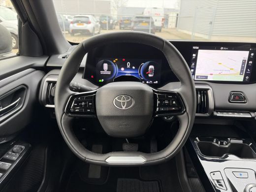 Toyota Urban Cruiser Dynamic 61 kWh ActivLease financial lease