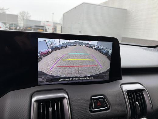 Toyota Urban Cruiser Dynamic 61 kWh ActivLease financial lease