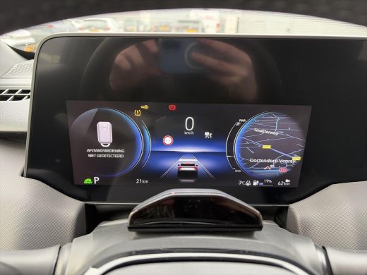 Toyota Urban Cruiser Dynamic 61 kWh ActivLease financial lease