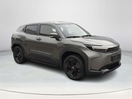 Toyota Urban Cruiser Dynamic 61 kWh ActivLease financial lease