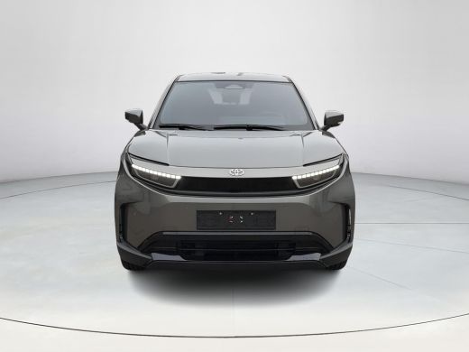 Toyota Urban Cruiser Dynamic 61 kWh ActivLease financial lease