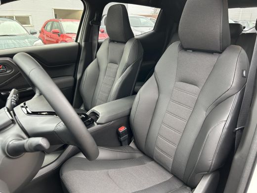 Toyota Urban Cruiser Executive 61 kWh ActivLease financial lease