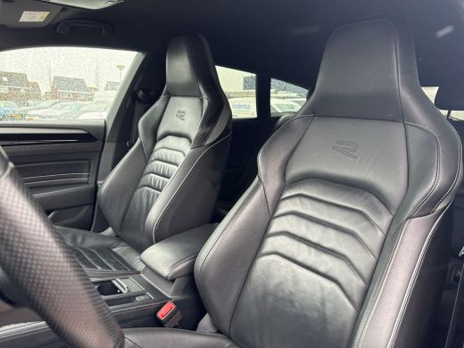 Volkswagen Arteon 1.4 TSI eHybrid R-Line | Trekhaak | Leder | A-Camera | SOH 96% | ActivLease financial lease