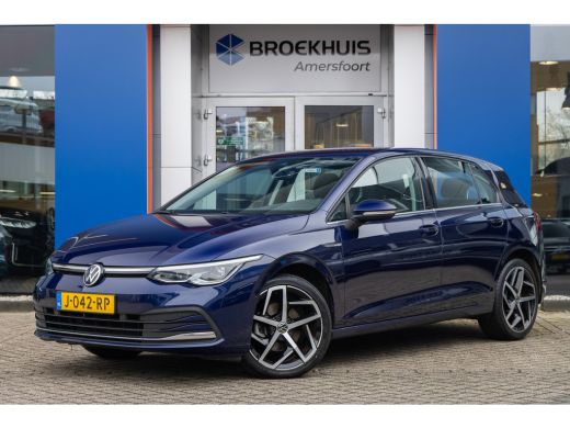 Volkswagen Golf 1.5 eTSI Style | Massage | Stuur+stoel verwarming | Adap cruise | Camera | Apple Carplay/Android ...