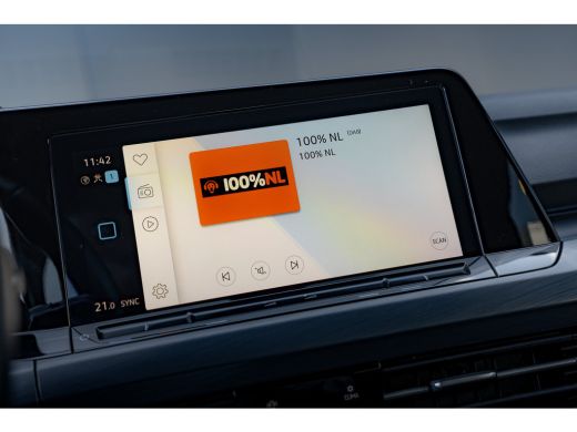 Volkswagen Golf 1.5 TSI Style | Elektrische Stoel | I.Q Led | Adaptive Cruise | Stoelverwarming | ActivLease financial lease