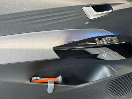 Volkswagen ID.3 Life 58 kWh 204pk Adaptive Cruise Control | Parkeersensoren v&oacute;&oacute;r en achter | Velgen 'East Derry',... ActivLease financial lease