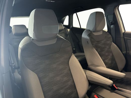 Volkswagen ID.4 Pure 52 kWh 150pk Parkeersensoren voor en achter | Stoelverwarming | Adaptive cruise control ActivLease financial lease