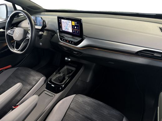 Volkswagen ID.4 Pure 52 kWh 150pk Parkeersensoren voor en achter | Stoelverwarming | Adaptive cruise control ActivLease financial lease