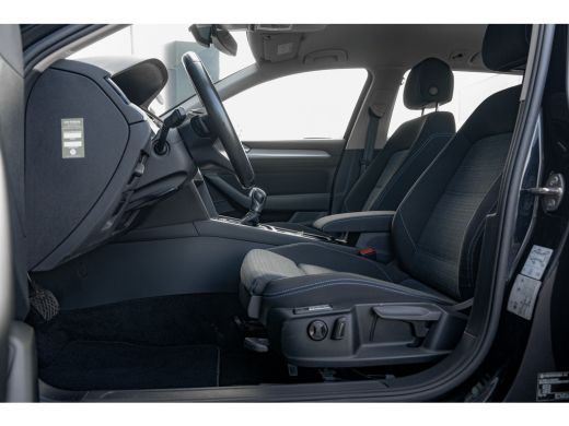 Volkswagen Passat Variant 1.4 TSI PHEV GTE Business | Trekhaak | Achteruitrijcamera | Adaptive Cruise | ActivLease financial lease