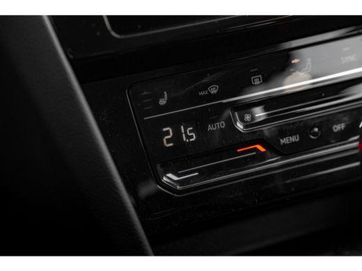 Volkswagen Passat Variant 1.4 TSI PHEV GTE Business | Trekhaak | Achteruitrijcamera | Adaptive Cruise | ActivLease financial lease