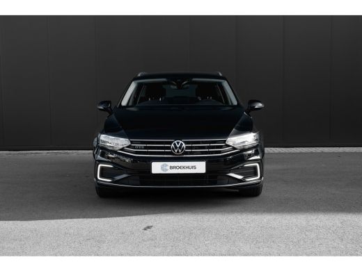 Volkswagen Passat Variant 1.4 TSI PHEV GTE Business | Trekhaak | Achteruitrijcamera | Adaptive Cruise | ActivLease financial lease