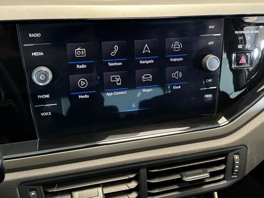 Volkswagen Polo 1.0 95pk TSI Comfortline Business Adaptive cruise control | Parkeersensoren | Navigatiesysteem ActivLease financial lease