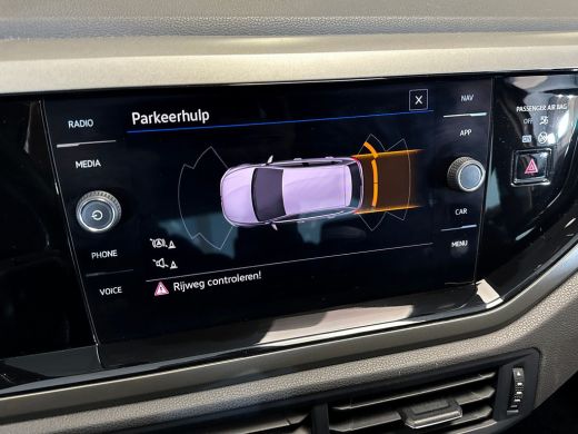 Volkswagen Polo 1.0 95pk TSI Comfortline Business Adaptive cruise control | Parkeersensoren | Navigatiesysteem ActivLease financial lease