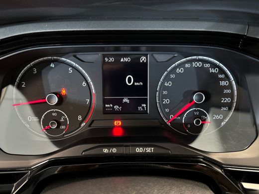 Volkswagen Polo 1.0 95pk TSI Comfortline Business Adaptive cruise control | Parkeersensoren | Navigatiesysteem ActivLease financial lease