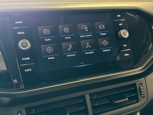 Volkswagen T-Cross 1.0 95pk TSI Life Cruise control adaptief | App-Connect' draadloze smartphone integratie | Digita... ActivLease financial lease