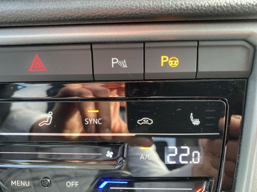 Volkswagen T-Roc 1.0 TSI Style | Camera | 18 inch | Sunset | Alarm | 110Pk | ActivLease financial lease