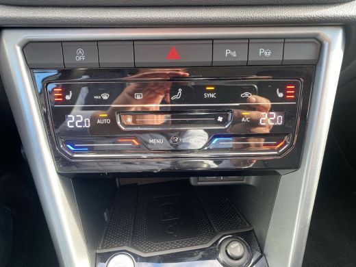 Volkswagen T-Roc 1.0 TSI Style | Camera | 18 inch | Sunset | Alarm | 110Pk | ActivLease financial lease