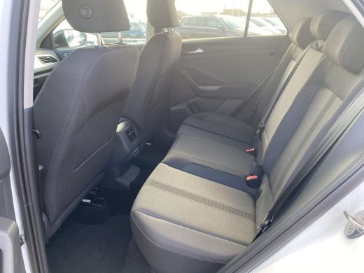 Volkswagen T-Roc 1.0 TSI Style | Camera | 18 inch | Sunset | Alarm | 110Pk | ActivLease financial lease