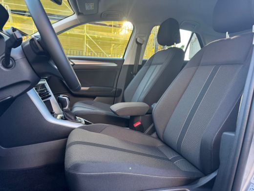 Volkswagen T-Roc 1.5 TSI 150pk DSG Life Edition | Dodehoeksensoren | Climatronic | Achteruitrijcamera ActivLease financial lease