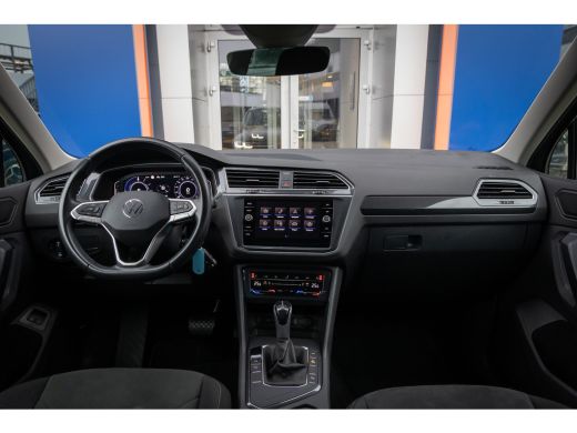 Volkswagen Tiguan 1.4 TSI eHybrid 245PK Elegance | IQ.Light | Stoel+stuur verwarming | Adap cruise | Navi | Apple C... ActivLease financial lease