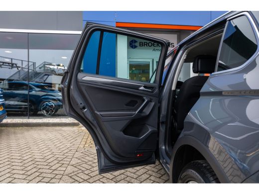 Volkswagen Tiguan 1.4 TSI eHybrid 245PK Elegance | IQ.Light | Stoel+stuur verwarming | Adap cruise | Navi | Apple C... ActivLease financial lease