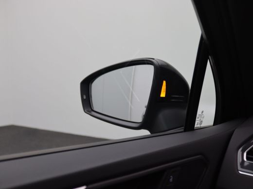 Volkswagen Tiguan 1.4 TSI eHybrid R-Line Business 245Pk DSG SOH 100%, Pano-Schuifdak, Black Style, Leder, Memorysto... ActivLease financial lease