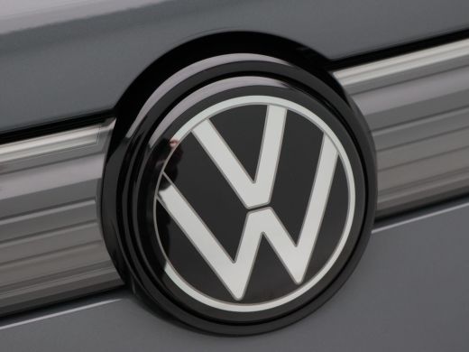 Volkswagen Tiguan 1.5 eHybrid 204 Pk Automaat Life Edition | Trekhaak | Adaptive Cruise | Full LED | Camera | 19 In... ActivLease financial lease