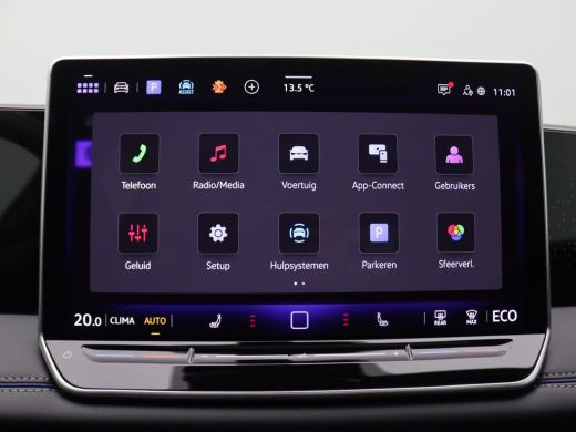 Volkswagen Tiguan 1.5 eHybrid R-Line Edition 272PK DSG Pano-Schuifdak, Trekhaak, Black Style, Navi via Apple Carpla... ActivLease financial lease