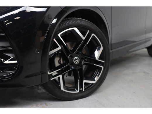 Volkswagen Tiguan 1.5 eTSI R-Line Edition | Trekhaak | Sfeerverlichting | Open Dak | 360 Camera | Cruise Adaptive |... ActivLease financial lease