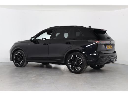 Volkswagen Tiguan 1.5 eTSI R-Line Edition | Trekhaak | Sfeerverlichting | Open Dak | 360 Camera | Cruise Adaptive |... ActivLease financial lease