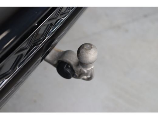 Volkswagen Tiguan 1.5 eTSI R-Line Edition | Trekhaak | Sfeerverlichting | Open Dak | 360 Camera | Cruise Adaptive |... ActivLease financial lease