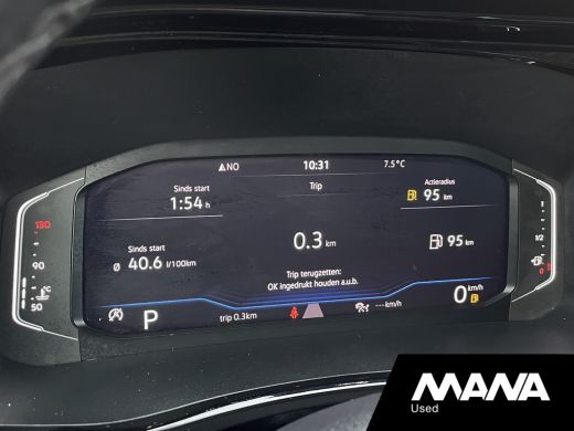 Volkswagen Transporter 2.0TDI 150PK L2H1 DC Bulli Automaat Leer LED Navi Carplay Trekhaak ActivLease financial lease