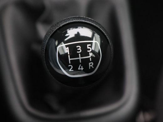 Volkswagen up! 1.0 BMT move up! | Airconditioning | Bluetooth | LED Dagrijverlichting | Originele Audio | 60.196 Km ActivLease financial lease