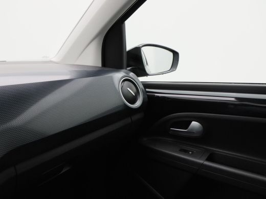 Volkswagen up! 1.0 BMT move up! | Airconditioning | Bluetooth | LED Dagrijverlichting | Originele Audio | 60.196 Km ActivLease financial lease